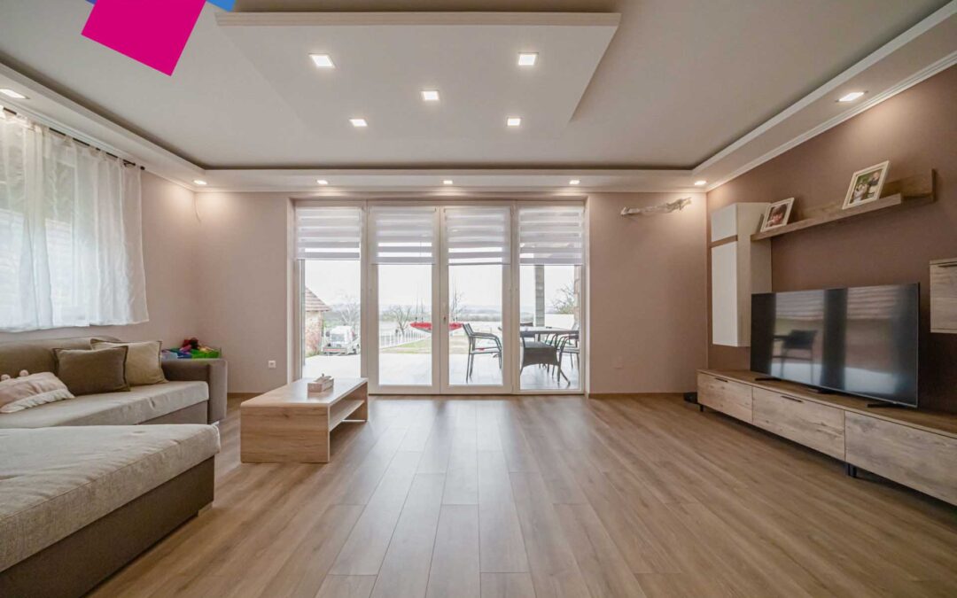 WPC kerítésléc, Krono “Clay sola oak” fózolt padló – nagykanizsai munkánk